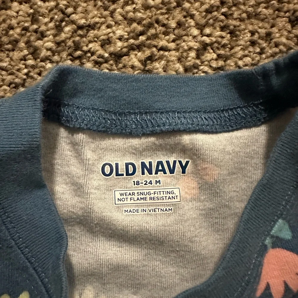 Old Navy Baby Girl 18-24 Month Pajama Set